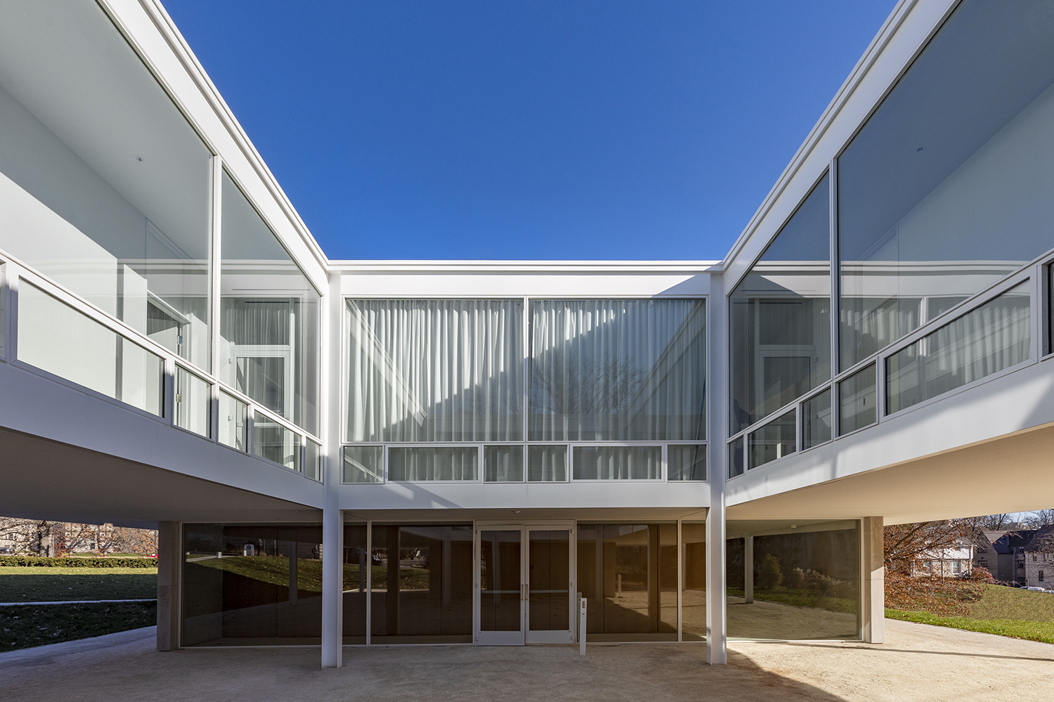 The Eskenazi School of Art, Zdroj: aisc.org