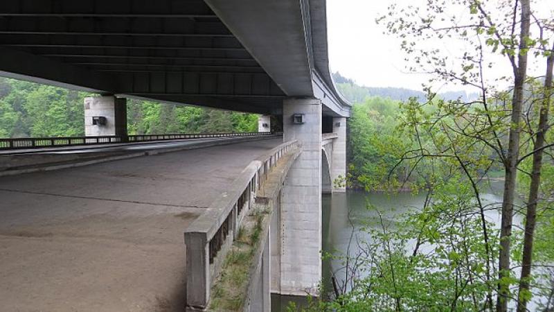 Vojslavický most, Zdroj: Wikimedia, Creative Commons Attribution-Share Alike 4.0, Credit: Jiří Sedláček